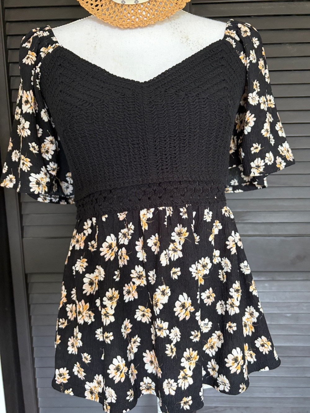 Maurices Black Floral Smocked Top with Yellow & White Daisies